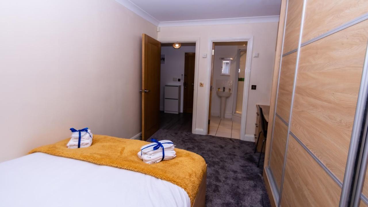 Luxury With Free Netflix & Wifi *