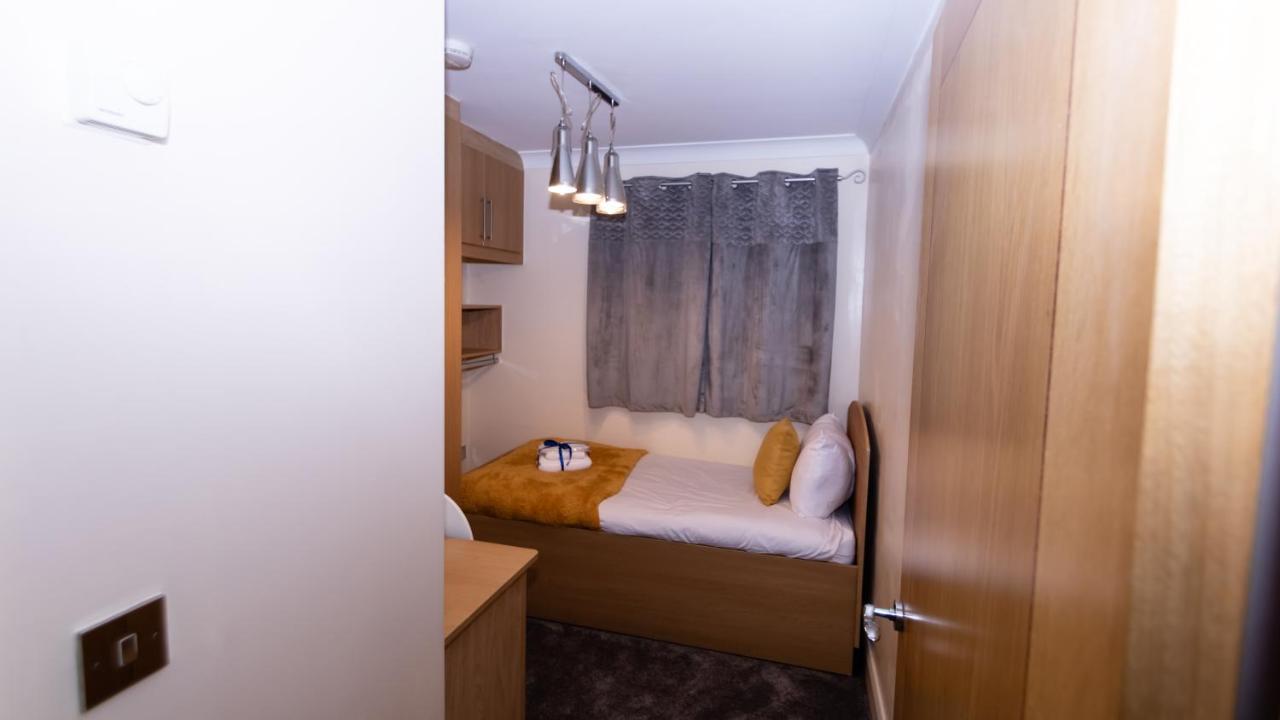 Apartment Luxury With Free Netflix & Wifi *